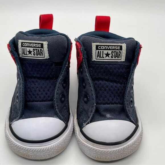 Converse Toddler Shoes size 4 - Picture 1 of 3